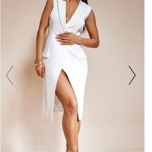 WHITE SLEEVELESS GOLD BUTTON MIDI BLAZER DRESS SZ USA 4